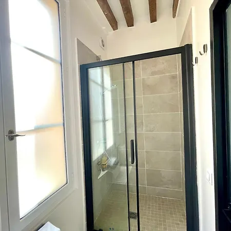 Vieux - Bien Equipe - Matelas Qualite Apartment *