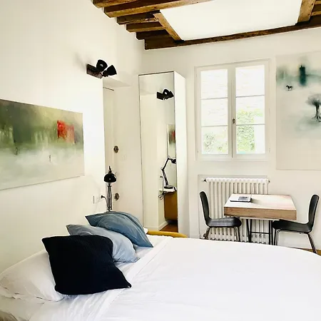 Vieux - Bien Equipe - Matelas Qualite * Marly-le-Roi